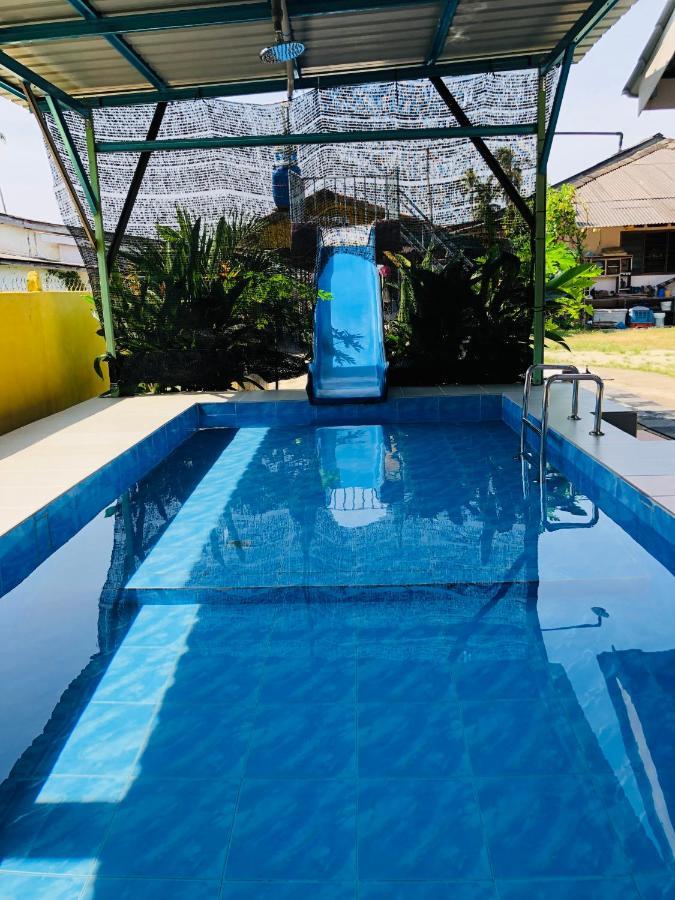 Homestay Tok Abah Dalam Rhu Pasir Puteh Bagian luar foto