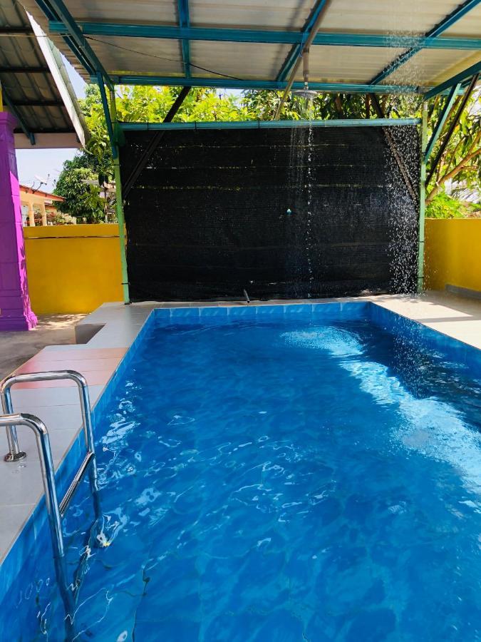 Homestay Tok Abah Dalam Rhu Pasir Puteh Bagian luar foto